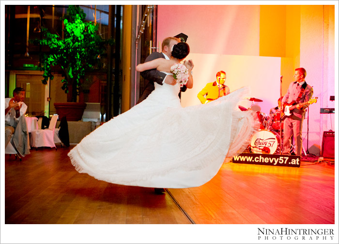 Angelika & Markus are celebrating again | Wedding in Innsbruck - Blog of Nina Hintringer Photography - Wedding Photography, Wedding Reportage and Destination Weddings