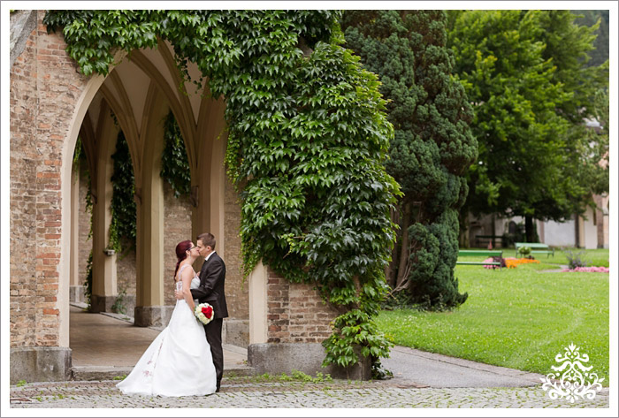 Isabella & Thomas | A glaring red wedding | Tyrol - Blog of Nina Hintringer Photography - Wedding Photography, Wedding Reportage and Destination Weddings