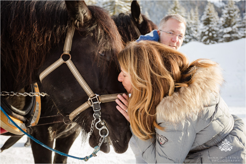 sleigh ride with horses at st. anton am arlberg - Blog of Nina Hintringer Photography - Wedding Photography, Wedding Reportage and Destination Weddings