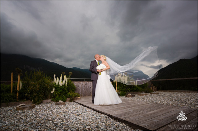 Fairy tale wedding | Hotel Kronthaler, Achensee | Vienna meets Tyrol - Blog of Nina Hintringer Photography - Wedding Photography, Wedding Reportage and Destination Weddings