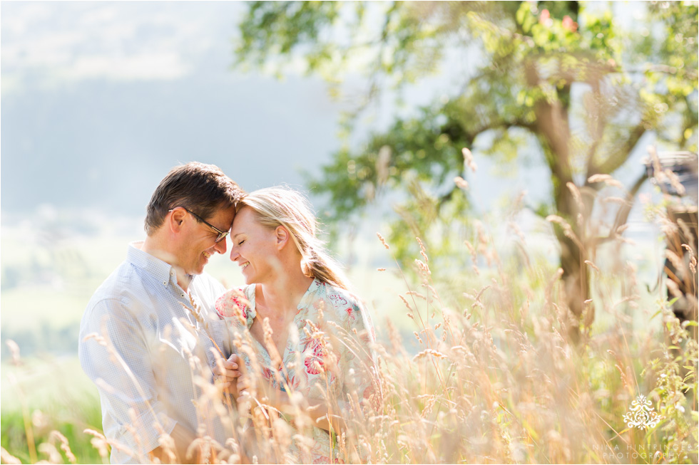 Engagement shoot with a vintage bike at sunset | Saskia & Christian - Blog of Nina Hintringer Photography - Wedding Photography, Wedding Reportage and Destination Weddings