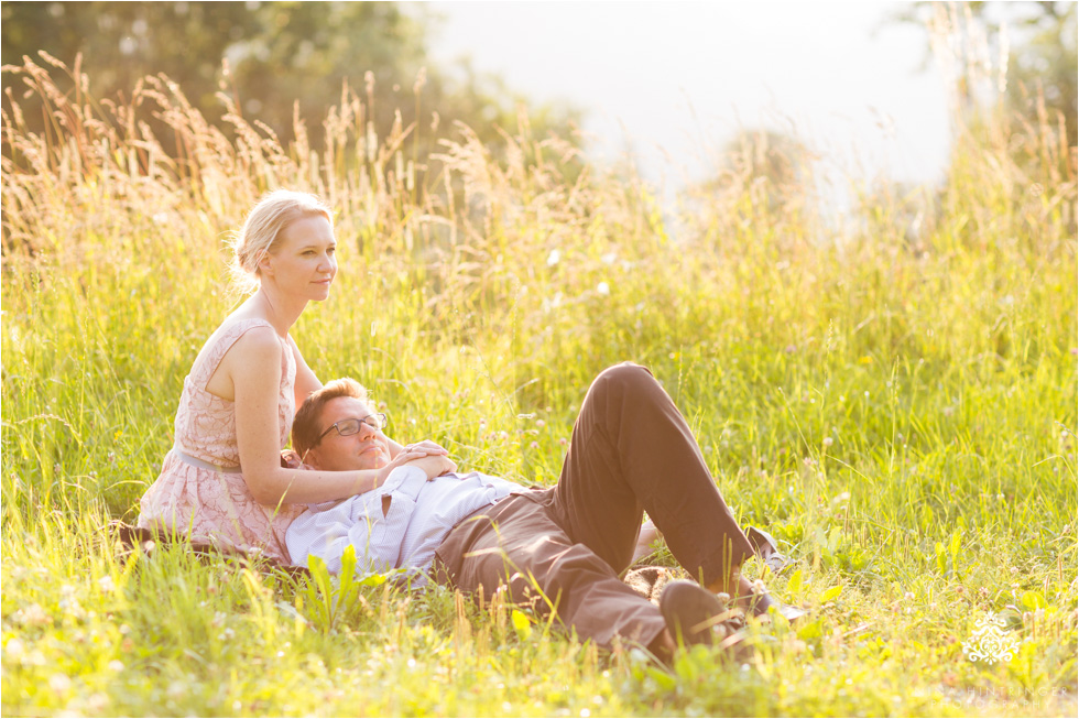 Engagement shoot with a vintage bike at sunset | Saskia & Christian - Blog of Nina Hintringer Photography - Wedding Photography, Wedding Reportage and Destination Weddings