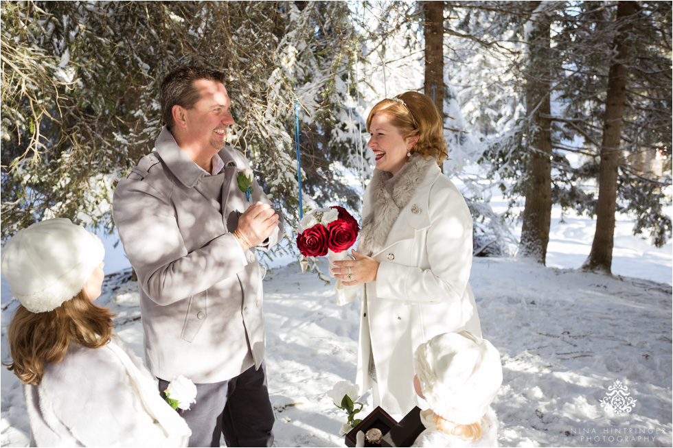 Vow Renewal in the Snow | Angela & Zane from Dubai renew their vows in beautiful snowy Austria - Blog of Nina Hintringer Photography - Wedding Photography, Wedding Reportage and Destination Weddings