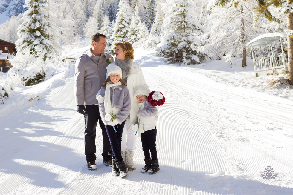 Vow Renewal in the Snow | Angela & Zane from Dubai renew their vows in beautiful snowy Austria - Blog of Nina Hintringer Photography - Wedding Photography, Wedding Reportage and Destination Weddings