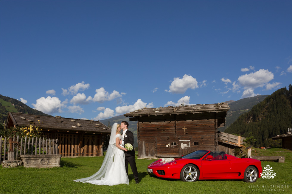 Edelweiss Wedding with Saskia & Martin in the Tyrolean Alps | Zillertal, Tyrol - Blog of Nina Hintringer Photography - Wedding Photography, Wedding Reportage and Destination Weddings