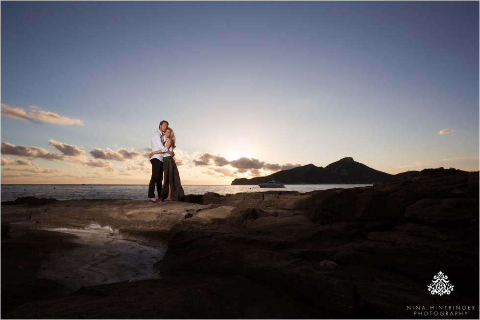 Sunset Couple Shoot in Mallorca | Katrin & Manuel | Cala Conills, Majorca - Blog of Nina Hintringer Photography - Wedding Photography, Wedding Reportage and Destination Weddings