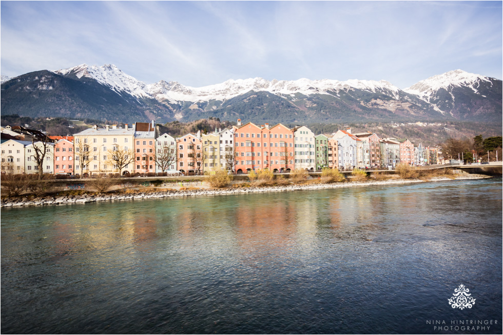 Couple Shoot in Innsbruck | Christmas Markets | Tracey & Kelly - Blog of Nina Hintringer Photography - Wedding Photography, Wedding Reportage and Destination Weddings