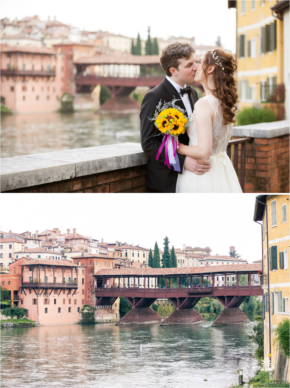 Wedding couple and Ponte Vecchio in Bassano del Grappa, Italy - Blog of Nina Hintringer Photography - Wedding Photography, Wedding Reportage and Destination Weddings