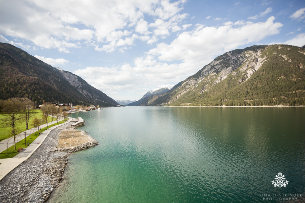 Achensee Engagement Shoot with Melanie & Philipp - Blog of Nina Hintringer Photography - Wedding Photography, Wedding Reportage and Destination Weddings