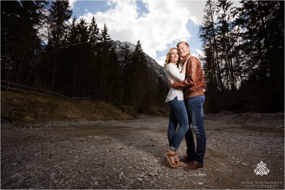 Hochzeitsfotograf Tirol, Verlobungsshooting Tirol, Tyrol Engagement Shoot, Tyrol Wedding Photographer - Blog of Nina Hintringer Photography - Wedding Photography, Wedding Reportage and Destination Weddings