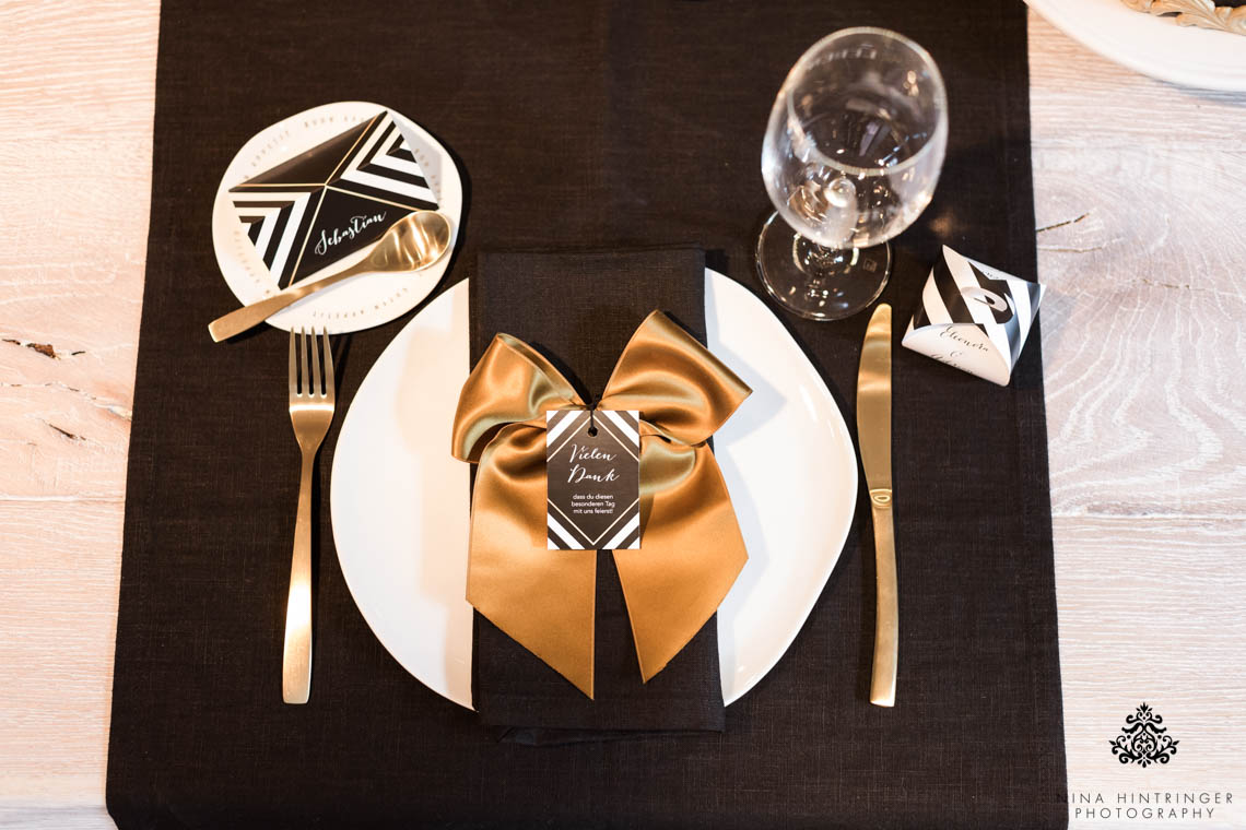 Trendy Black, White and Gold Wedding Stationery, Wedding Cake and Table Decor - Blog of Nina Hintringer Photography - Wedding Photography, Wedding Reportage and Destination Weddings