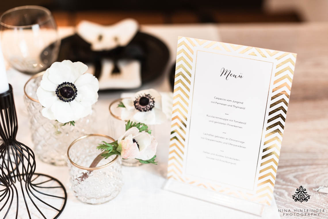 Trendy Black, White and Gold Wedding Stationery, Wedding Cake and Table Decor - Blog of Nina Hintringer Photography - Wedding Photography, Wedding Reportage and Destination Weddings