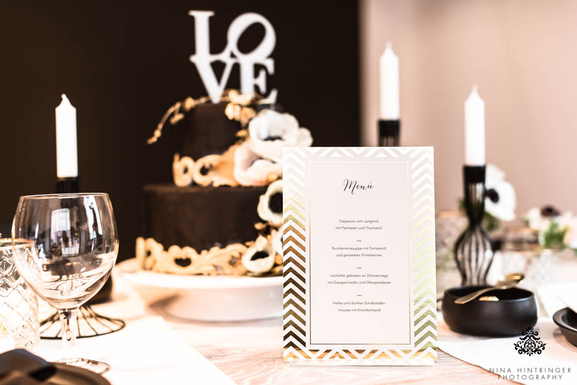 Trendy Black, White and Gold Wedding Stationery, Wedding Cake and Table Decor - Blog of Nina Hintringer Photography - Wedding Photography, Wedding Reportage and Destination Weddings