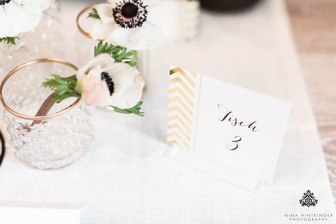 Trendy Black, White and Gold Wedding Stationery, Wedding Cake and Table Decor - Blog of Nina Hintringer Photography - Wedding Photography, Wedding Reportage and Destination Weddings