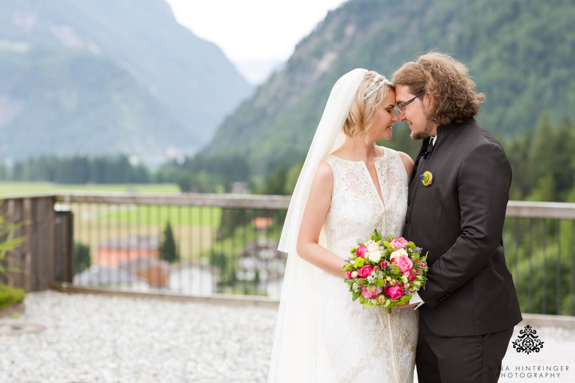 Hochzeitsfotograf Tirol, Pärchenfotos, Brautpaarfotos, Brautpaarshooting, Bride and Groom Portraits Tyrol, Tyrol Wedding Photographer - Blog of Nina Hintringer Photography - Wedding Photography, Wedding Reportage and Destination Weddings