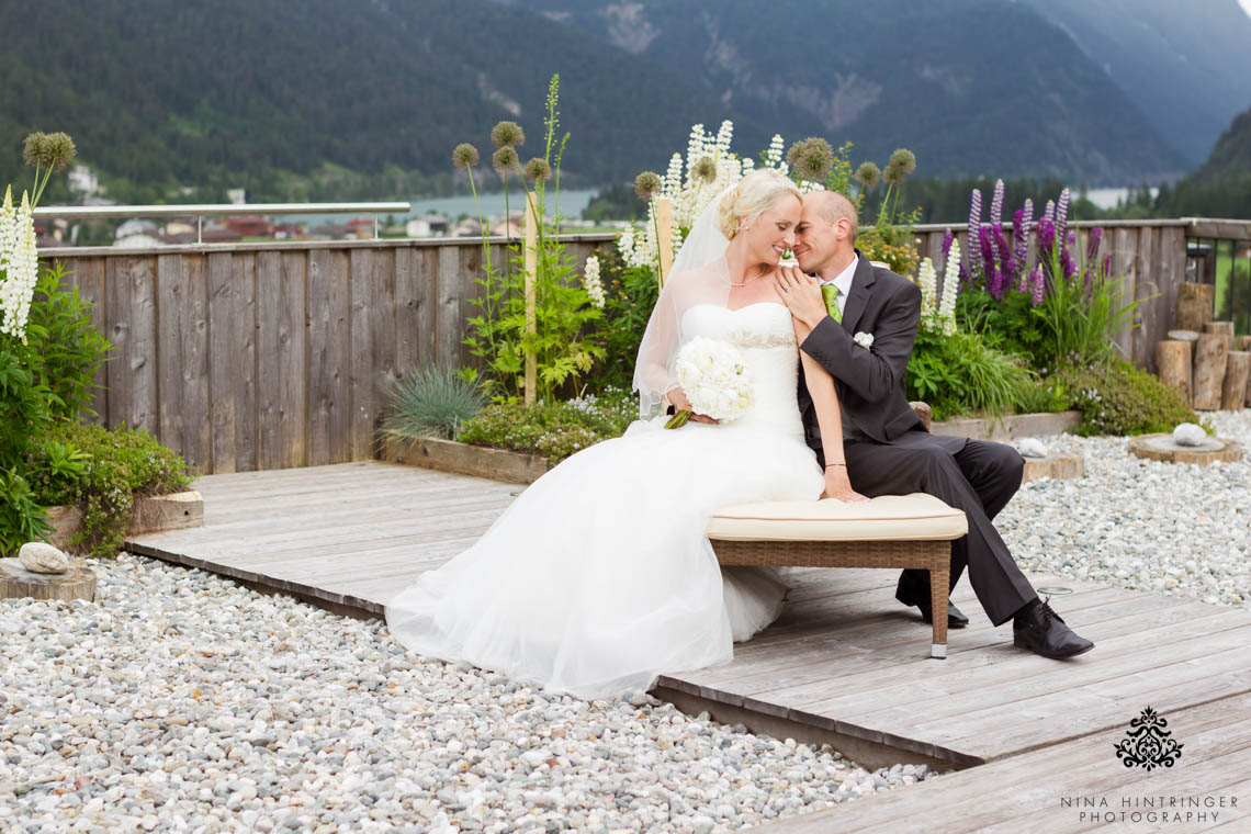 Hochzeitsfotograf Tirol, Pärchenfotos, Brautpaarfotos, Brautpaarshooting, Bride and Groom Portraits Tyrol, Tyrol Wedding Photographer - Blog of Nina Hintringer Photography - Wedding Photography, Wedding Reportage and Destination Weddings