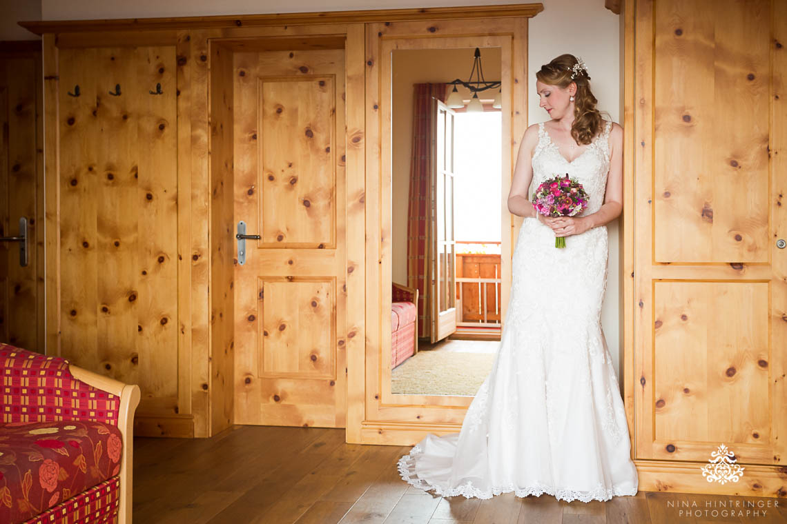 Berry themed Mountain Wedding | Platzlalm Zillertal | Angelina & Tobias - Blog of Nina Hintringer Photography - Wedding Photography, Wedding Reportage and Destination Weddings