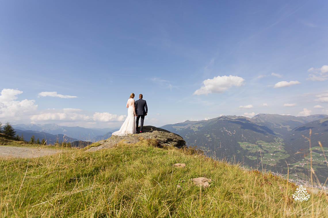 Berry themed Mountain Wedding | Platzlalm Zillertal | Angelina & Tobias - Blog of Nina Hintringer Photography - Wedding Photography, Wedding Reportage and Destination Weddings