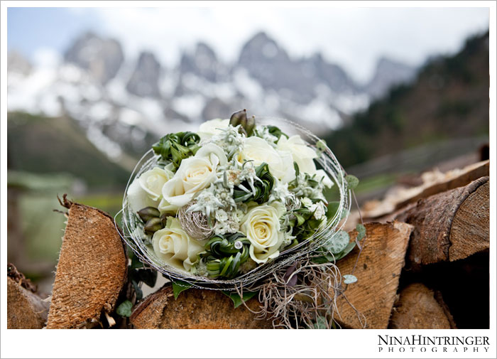 Alp-wedding with hail and Anja & Walter | Kemater Alm - Blog of Nina Hintringer Photography - Wedding Photography, Wedding Reportage and Destination Weddings