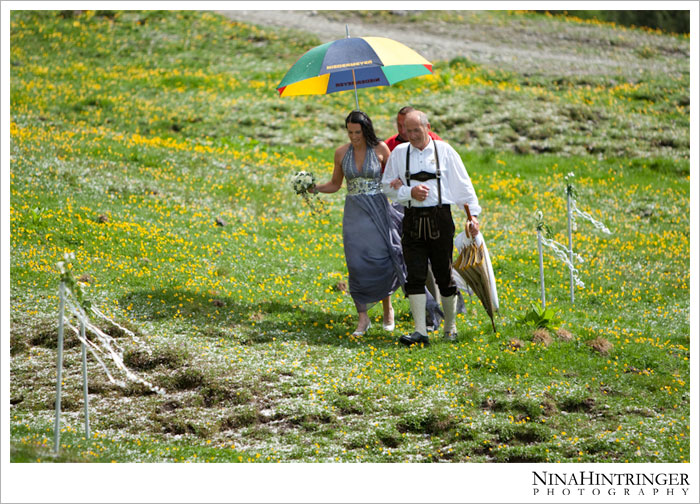 Alp-wedding with hail and Anja & Walter | Kemater Alm - Blog of Nina Hintringer Photography - Wedding Photography, Wedding Reportage and Destination Weddings